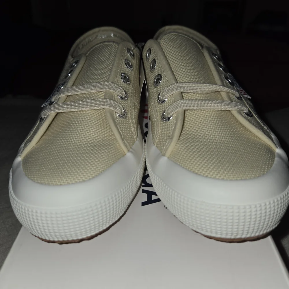 Woman Superga Classic Cream Canvas Sneakers - Picture 3 of 5